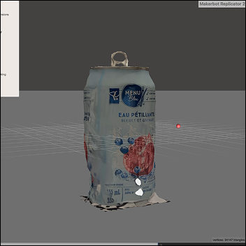 I deceded to scan another object at home for practice, but also to work more with baking to try and understand it better. I chose this can because of the metal materials and colourful label. This is an image of the can in Meshmixer. It looks bumpy in some parts, like someone crushed it in their hand.